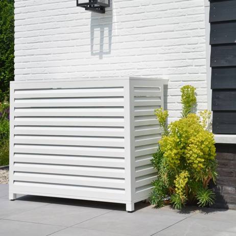 After: Airco with airco cover BreezeBox Sentimo